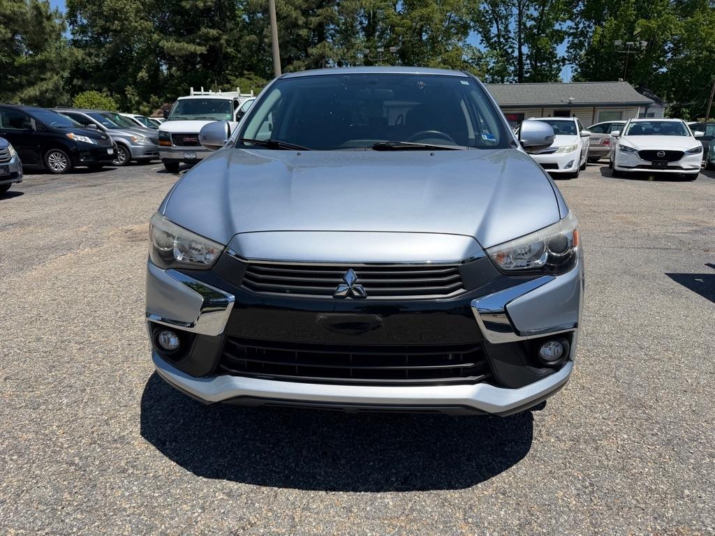 Mitsubishi Outlander Sport  2017