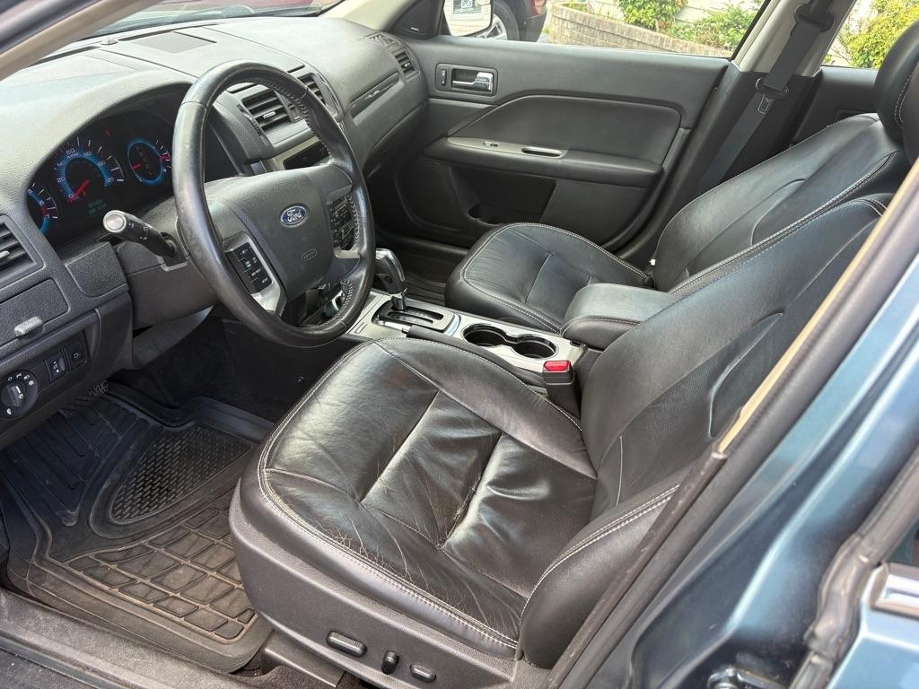 Ford Fusion  2012