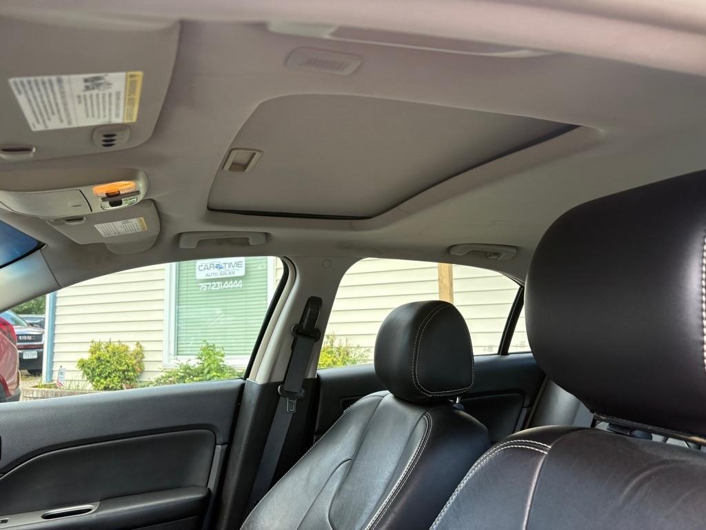 Ford Fusion  2012