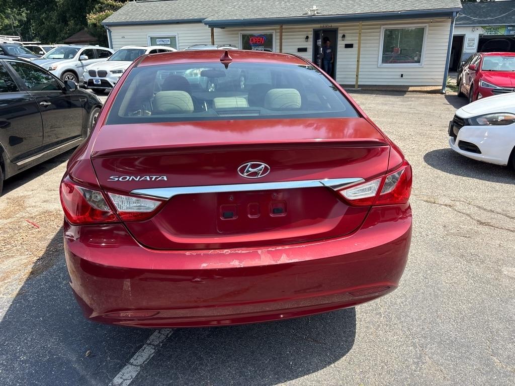 Hyundai Sonata  2013
