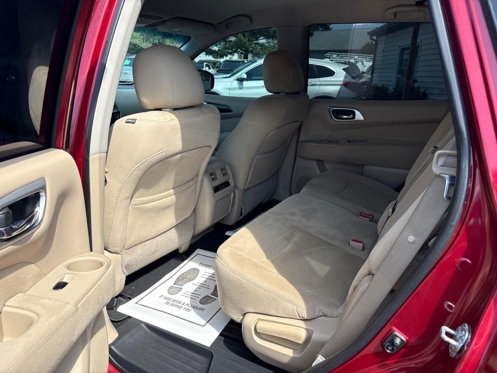 Nissan Pathfinder  2016