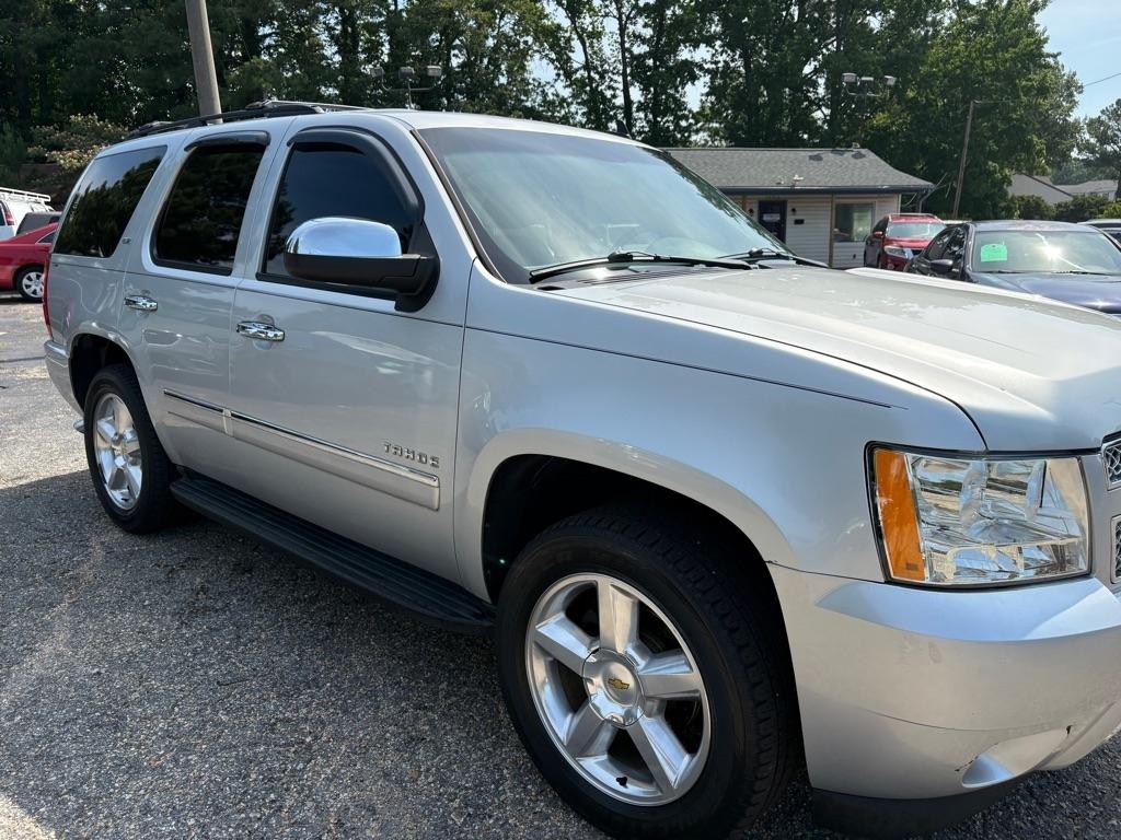 Chevrolet Tahoe  2010