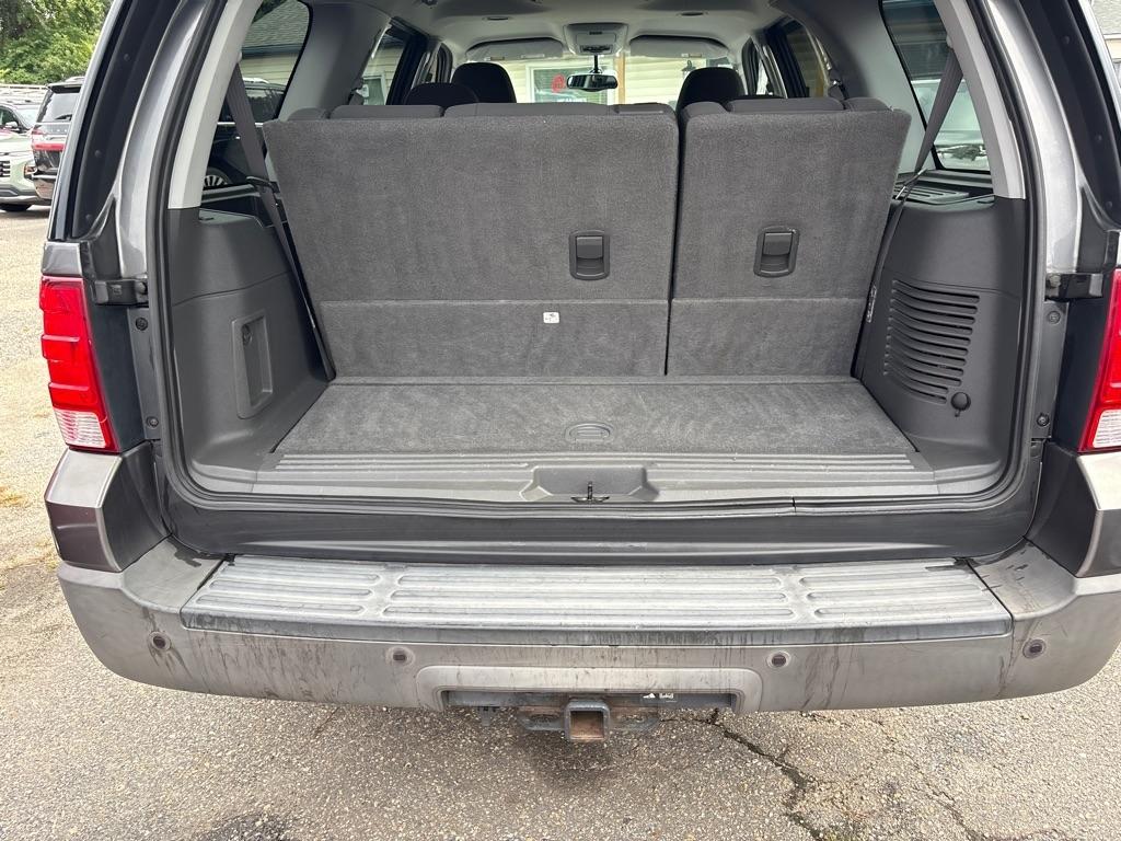 Ford Expedition  2004