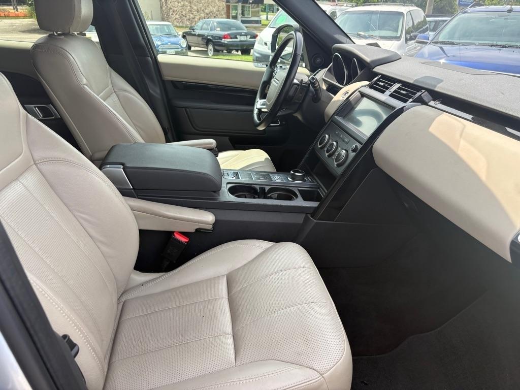 Land Rover Discovery  2019