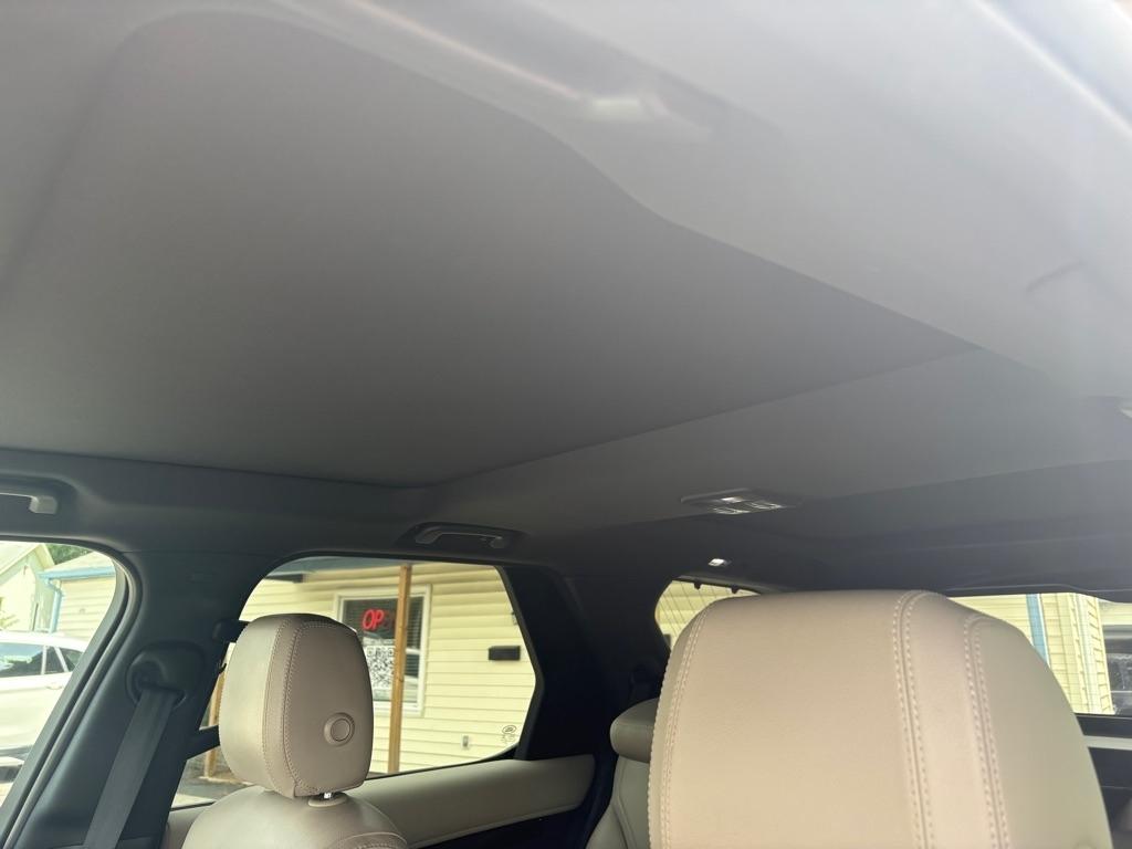 Land Rover Discovery  2019