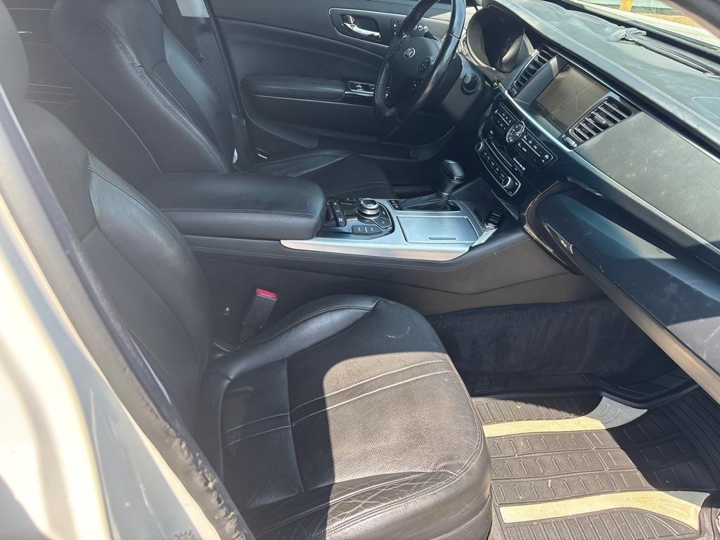 Kia K900  2015