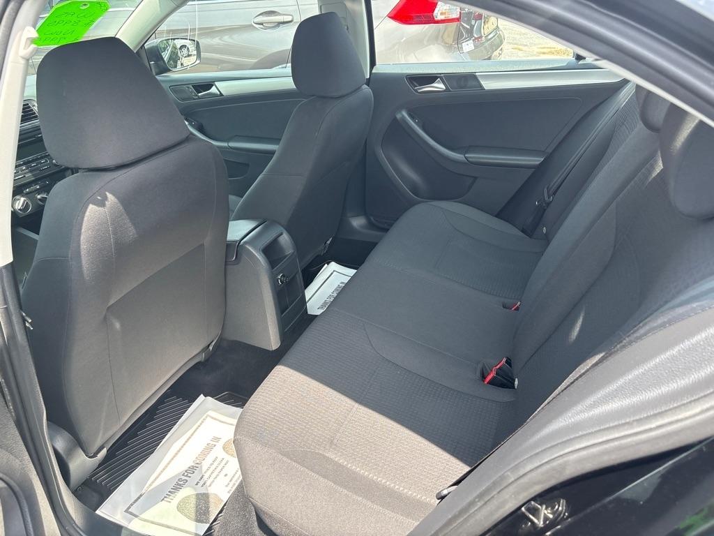 Volkswagen Jetta  2015