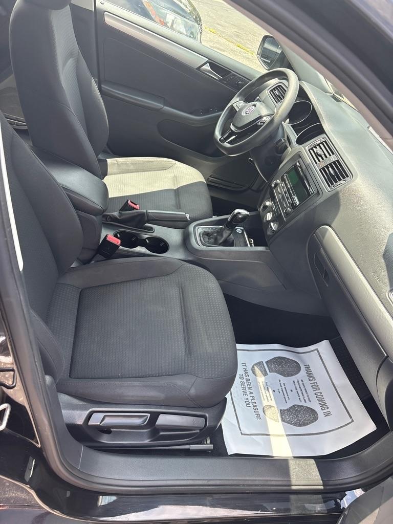Volkswagen Jetta  2015