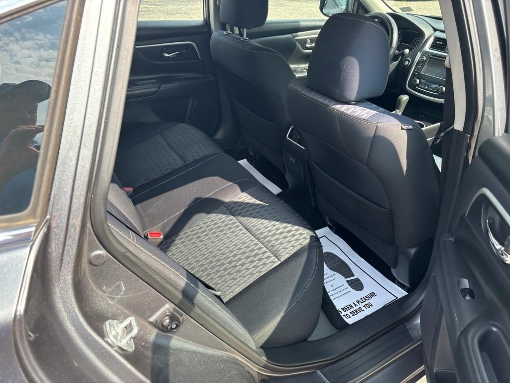 Nissan Altima  2017