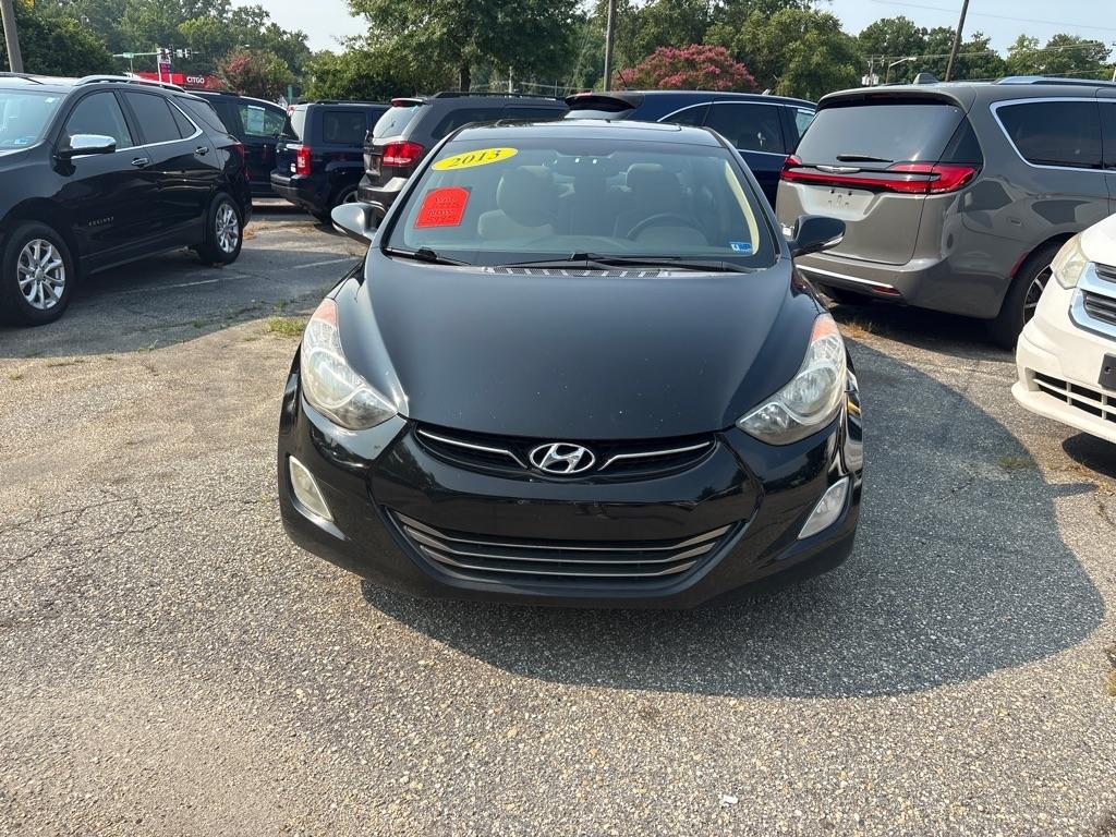 Hyundai Elantra  2013