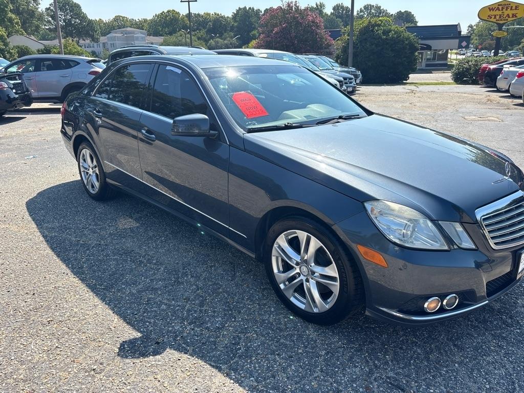 Mercedes-Benz E-Class  2010