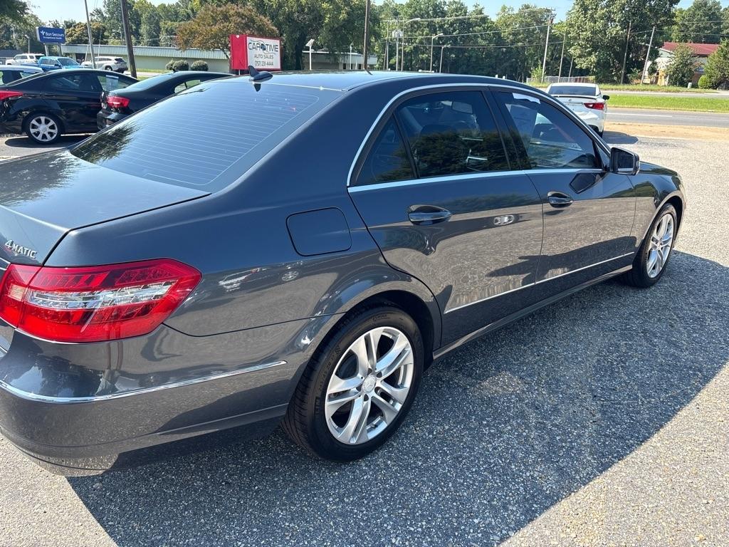 Mercedes-Benz E-Class  2010