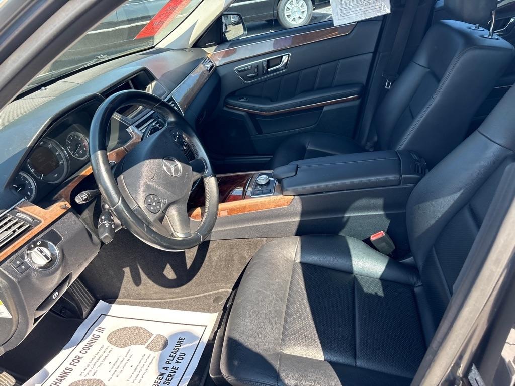 Mercedes-Benz E-Class  2010