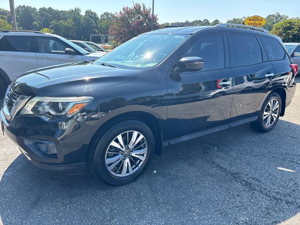 Nissan Pathfinder  2017