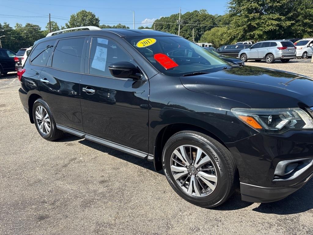Nissan Pathfinder  2017