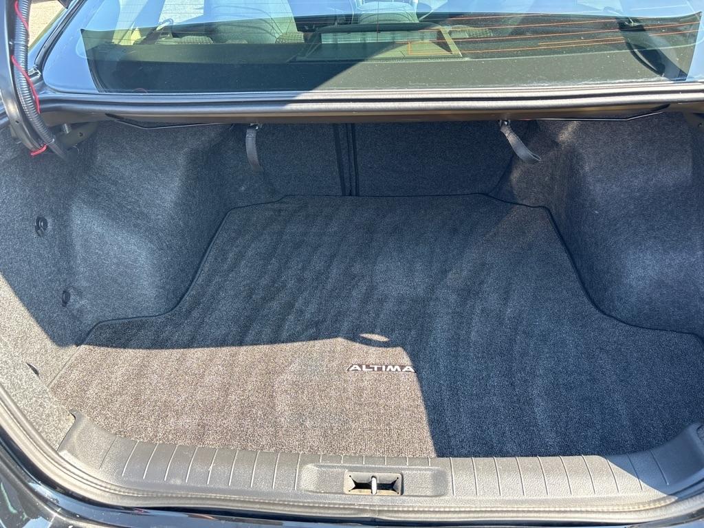 Nissan Altima  2015