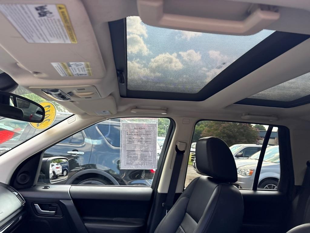Land Rover LR2  2012