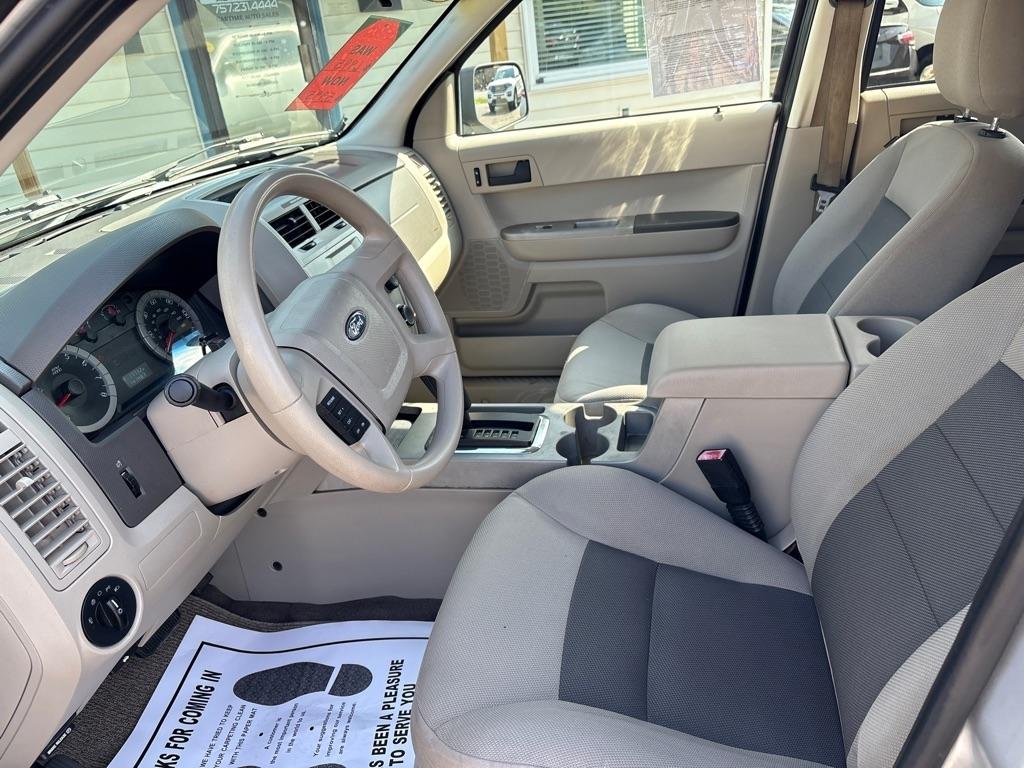 Ford Escape  2008