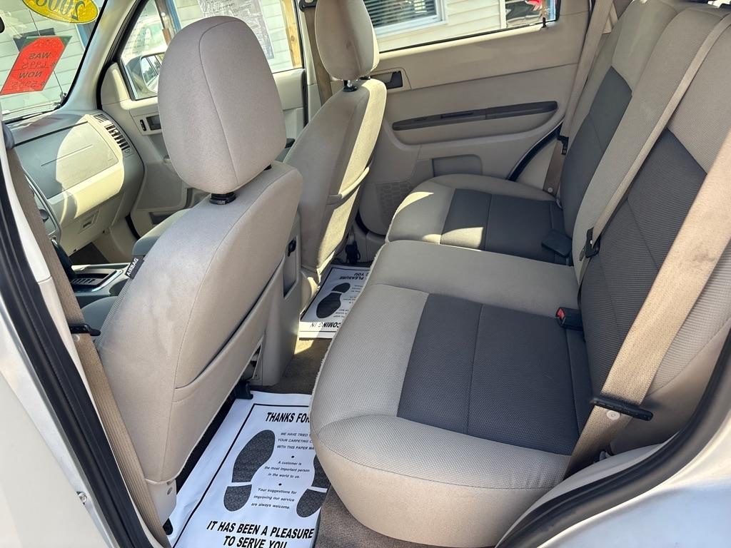 Ford Escape  2008