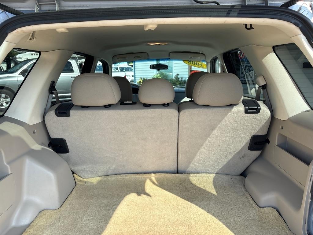Ford Escape  2008