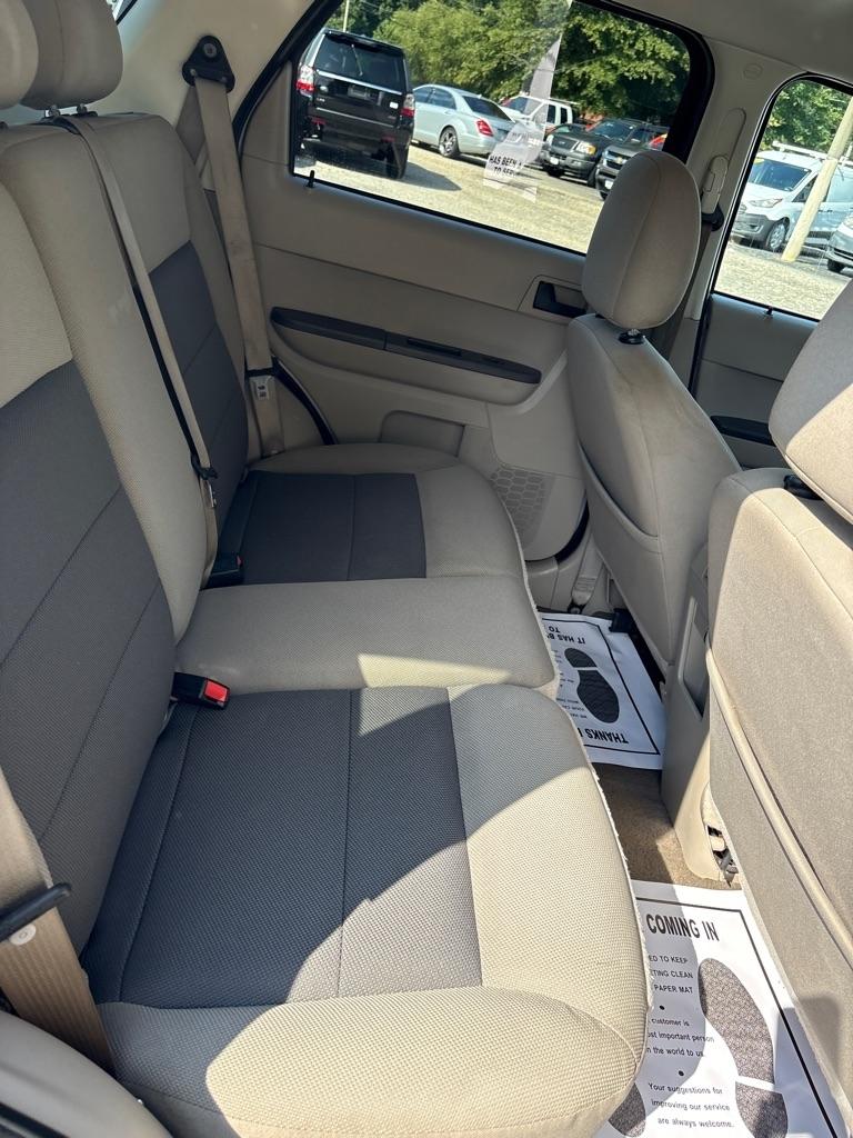 Ford Escape  2008