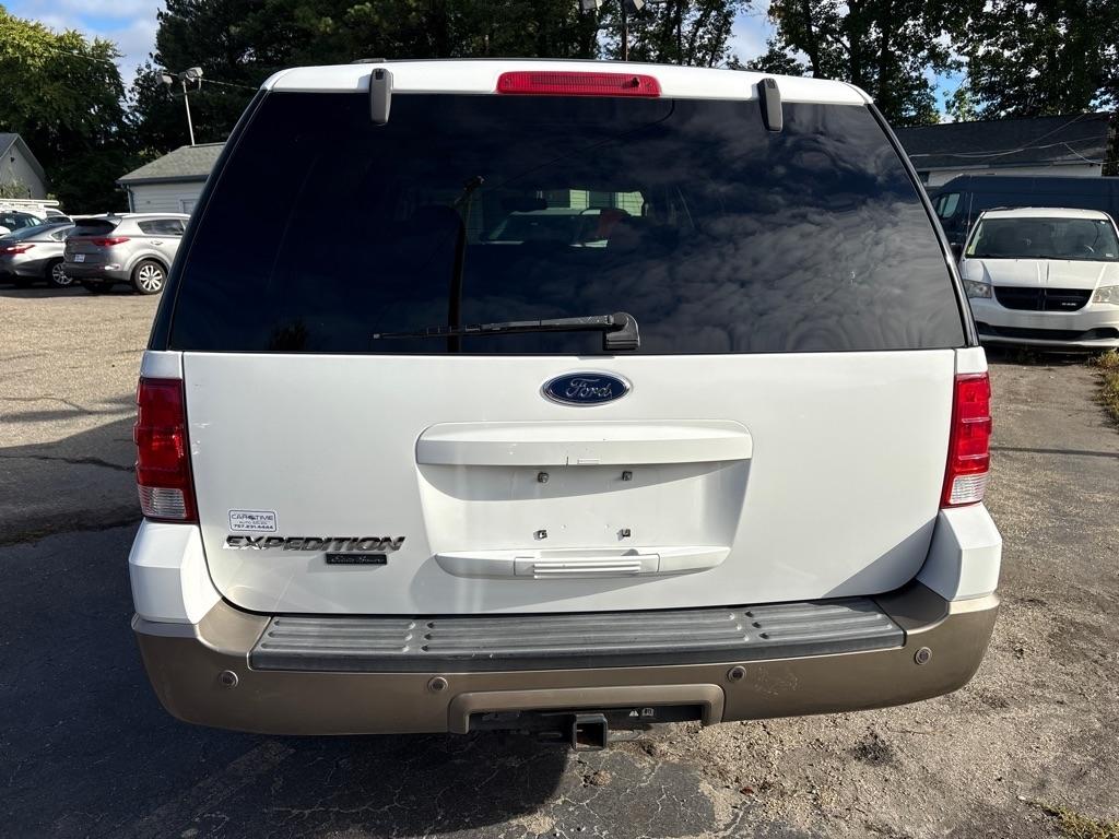 Ford Expedition  2004