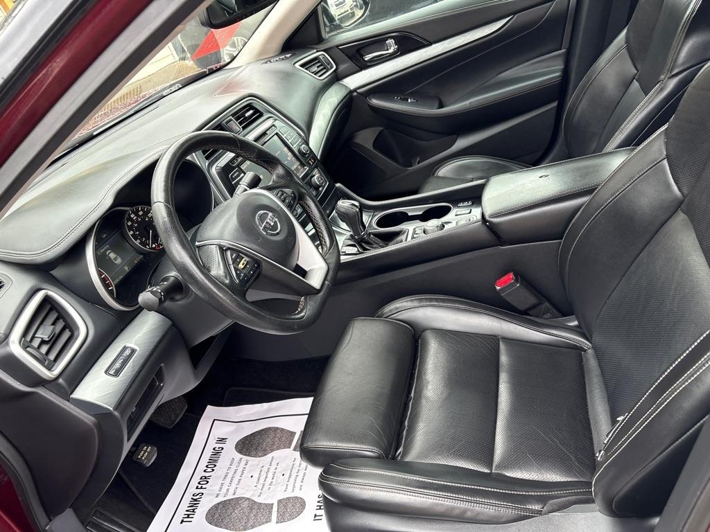 Nissan Maxima  2016