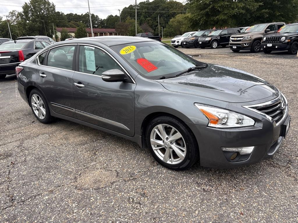 Nissan Altima  2015