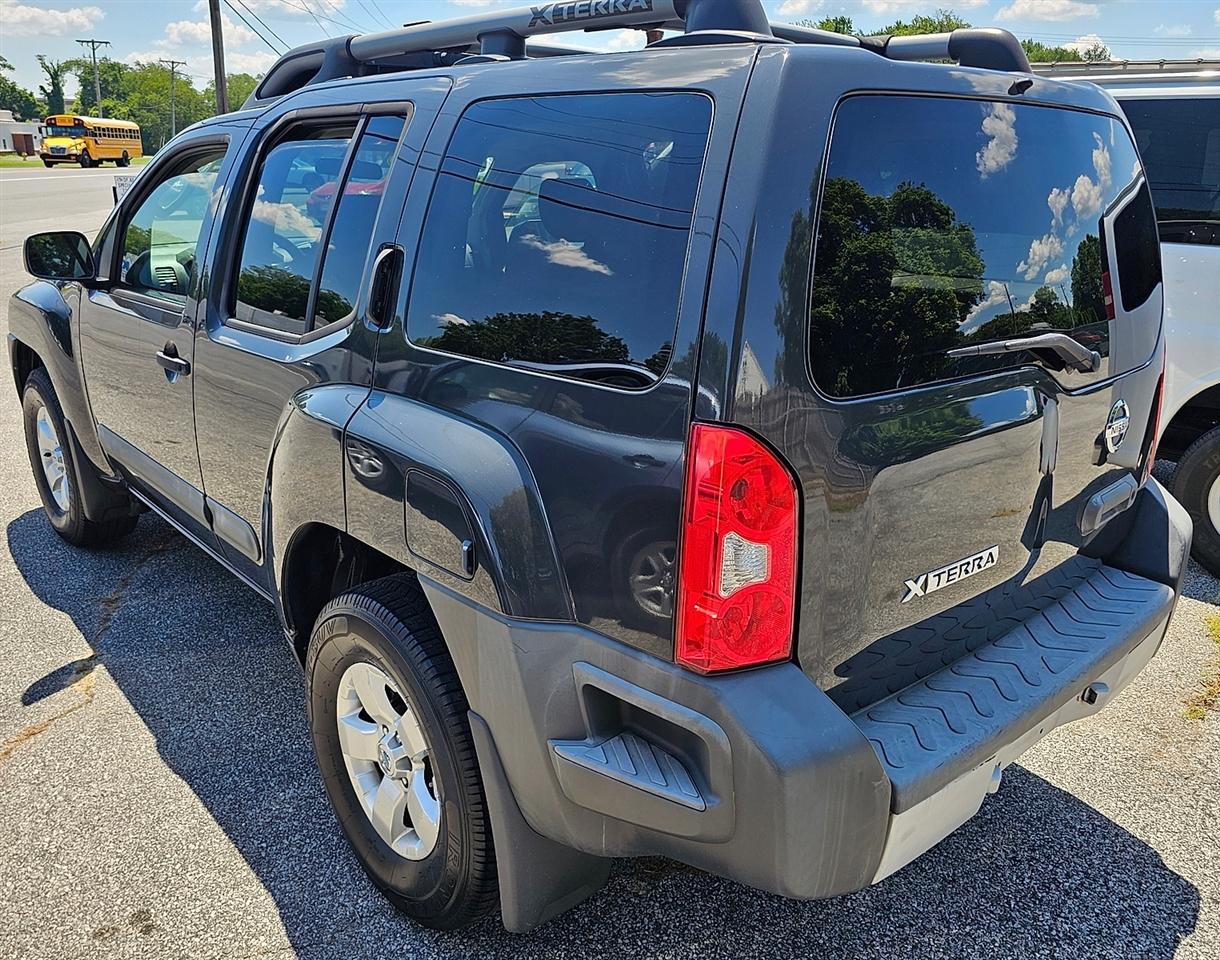 Nissan Xterra S 4WD 2011