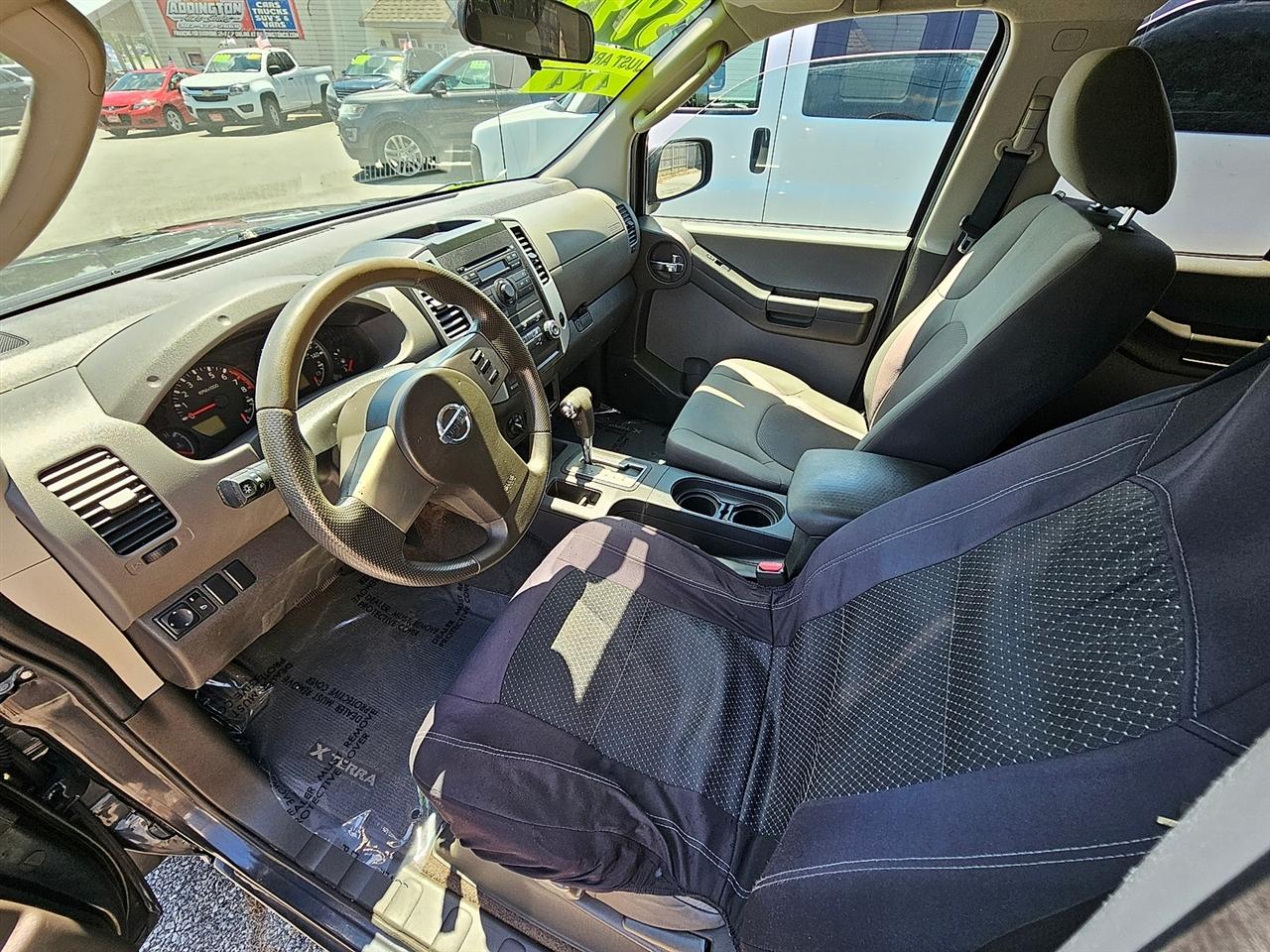 Nissan Xterra S 4WD 2011