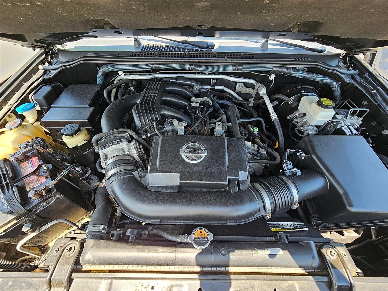 Nissan Xterra S 4WD 2011