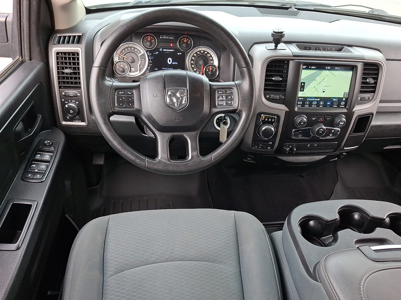 RAM 1500 Tradesman Crew Cab LWB 4WD 2015 RAM 1500 Tradesman Crew Cab LWB 4WD 2015