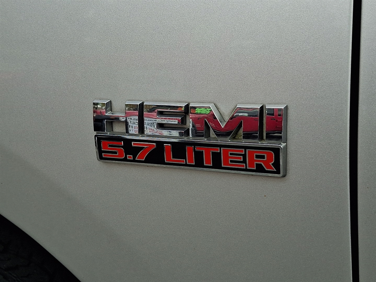 RAM 1500 Tradesman Crew Cab LWB 4WD 2015 RAM 1500 Tradesman Crew Cab LWB 4WD 2015