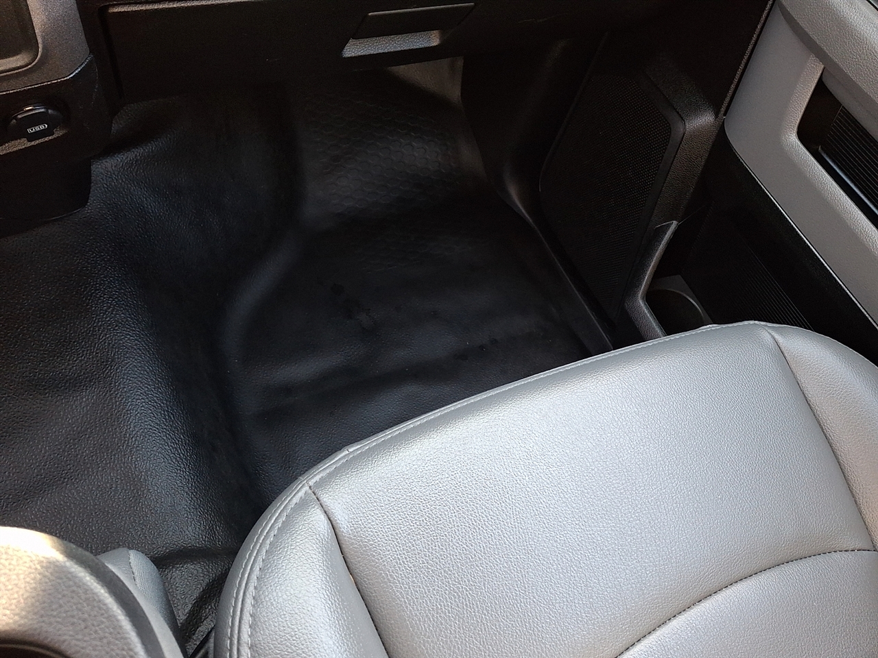 Dodge 1500 Classic Tradesman Regular Cab SWB 2WD 2019