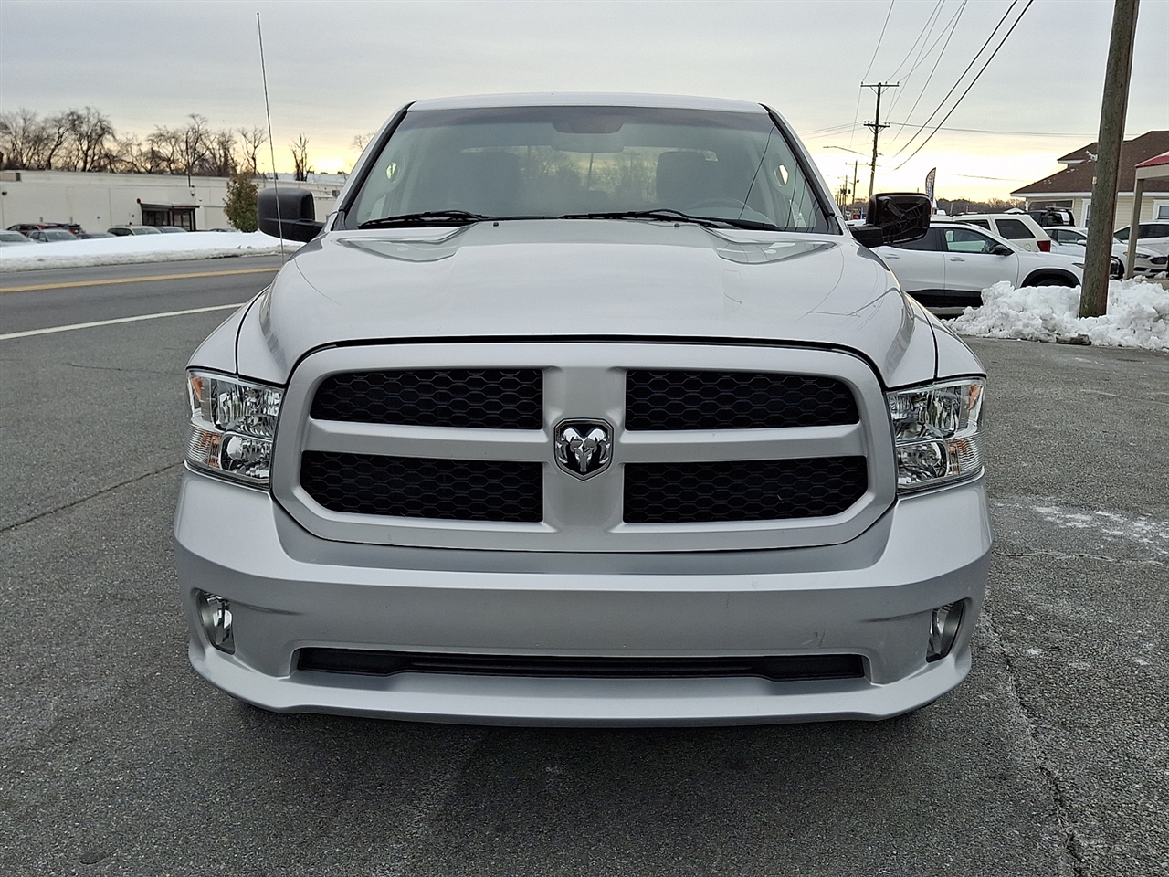 Dodge 1500 Tradesman Quad Cab 4WD 2015