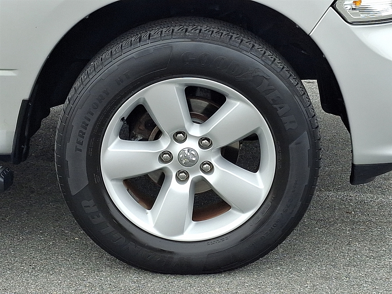 Dodge 1500 Tradesman Quad Cab 4WD 2015