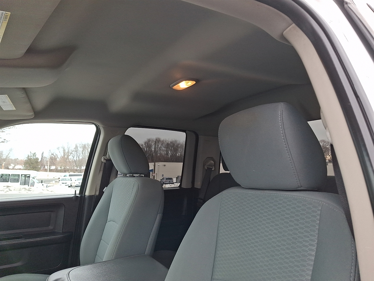 Dodge 1500 Tradesman Quad Cab 4WD 2015