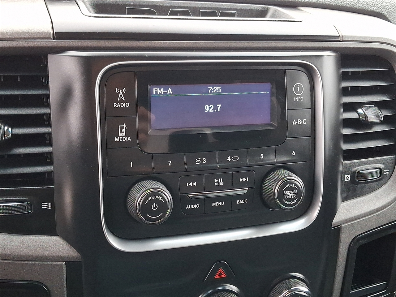 Dodge 1500 Tradesman Quad Cab 4WD 2015