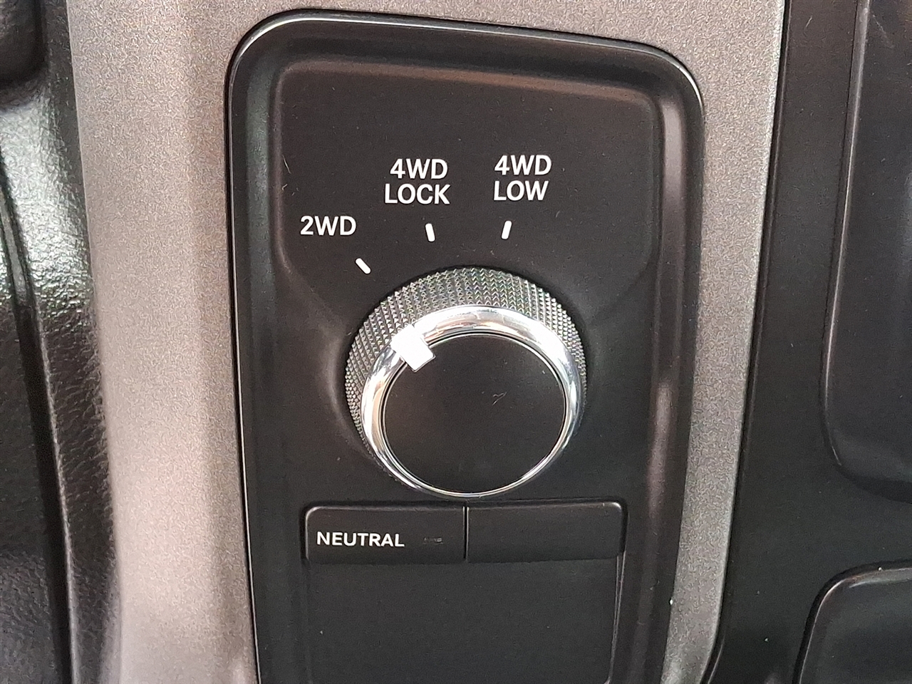 Dodge 1500 Tradesman Quad Cab 4WD 2015