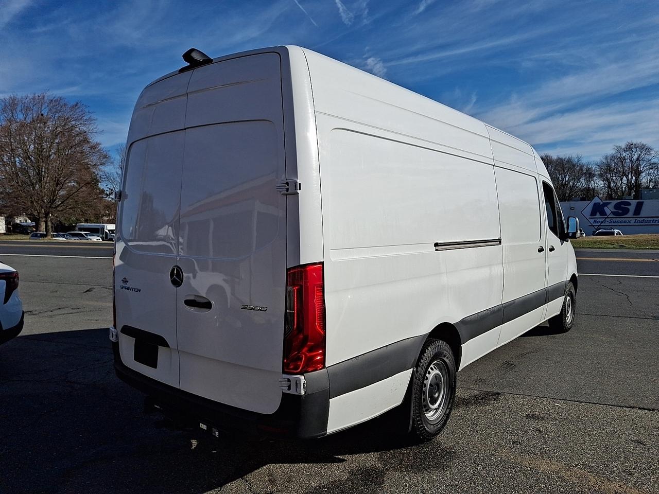 Mercedes-Benz Sprinter 2500 170-in. WB 2021