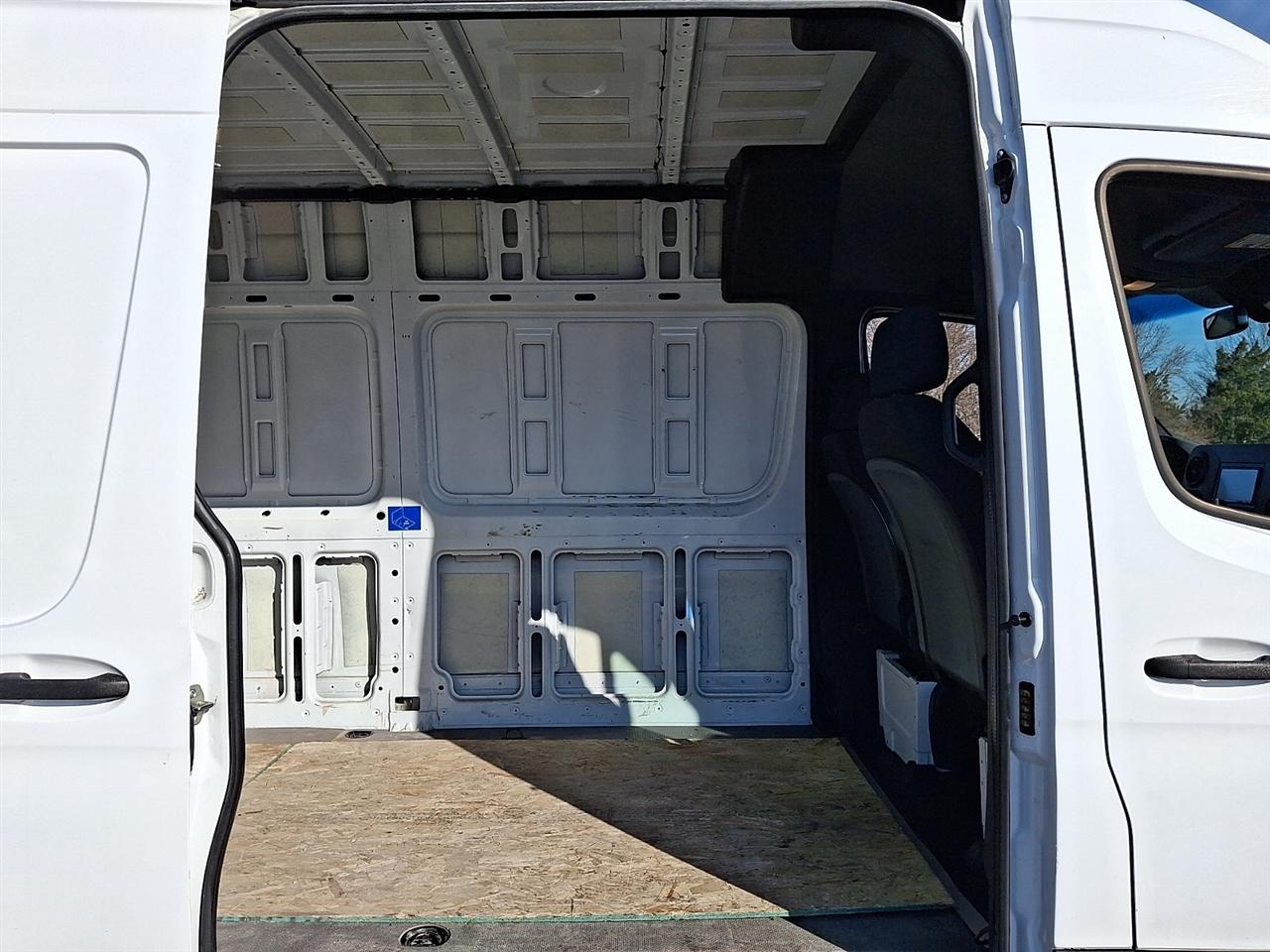 Mercedes-Benz Sprinter 2500 170-in. WB 2021