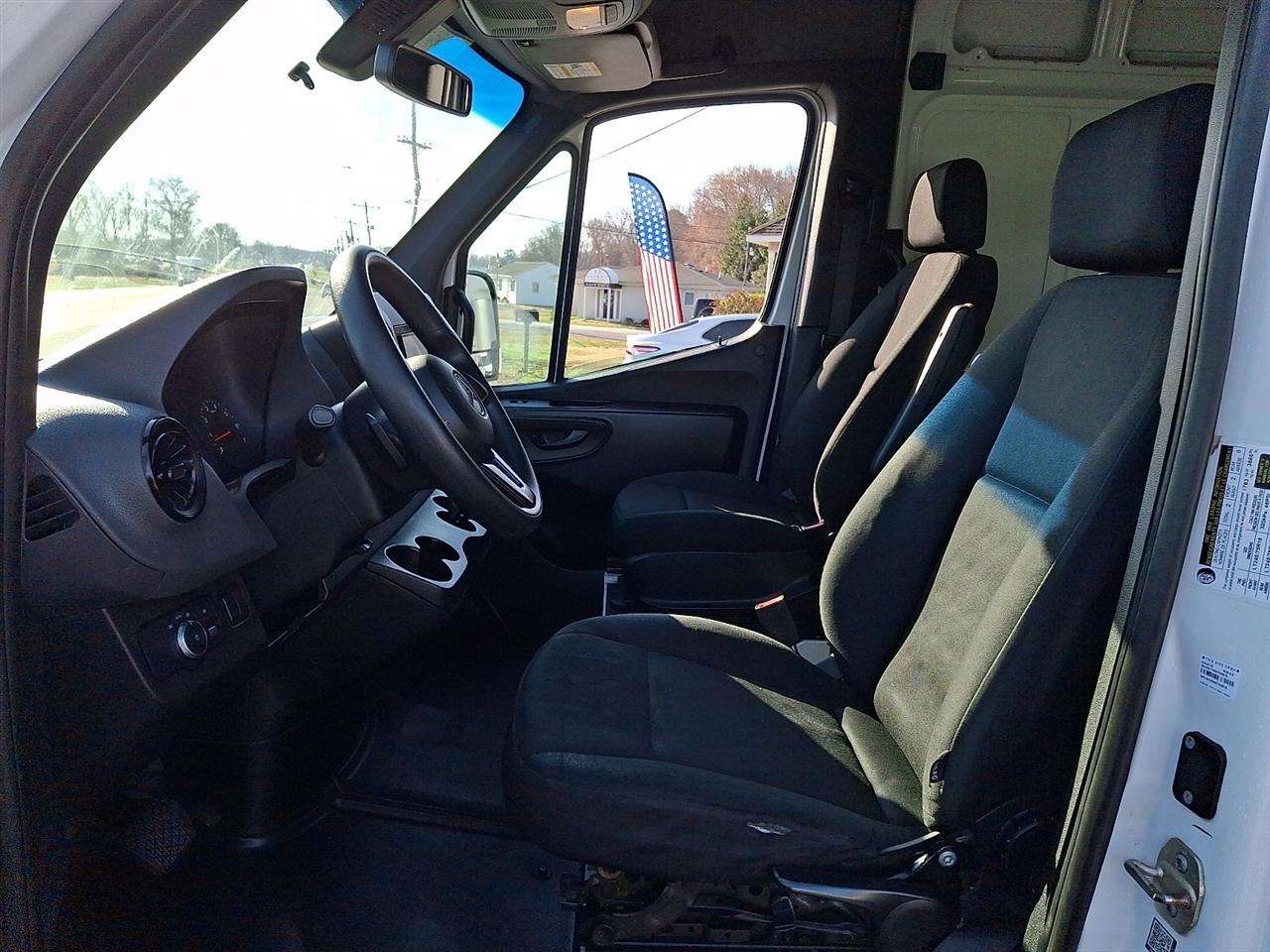 Mercedes-Benz Sprinter 2500 170-in. WB 2021