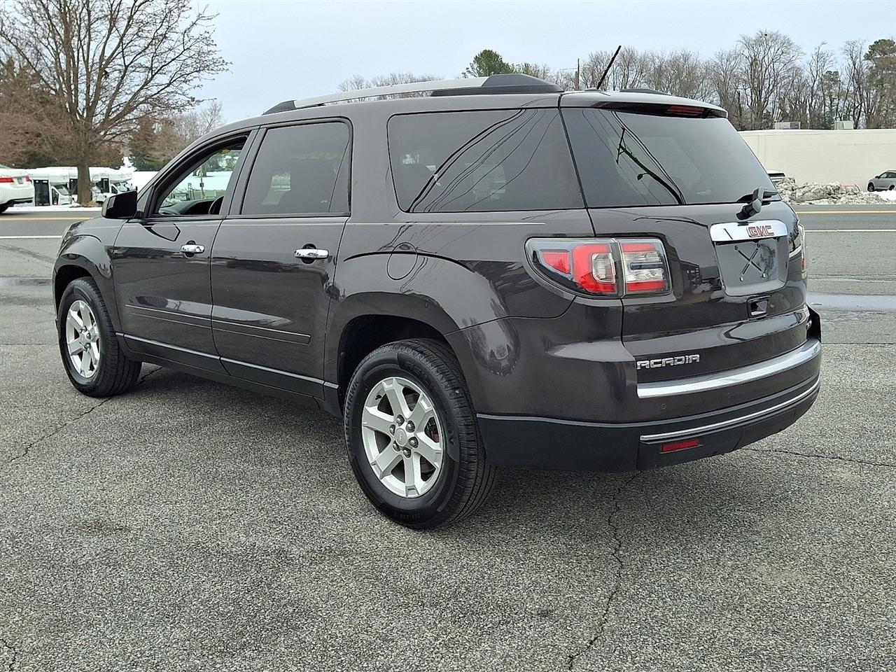 GMC Acadia SLE-1 AWD 2015
