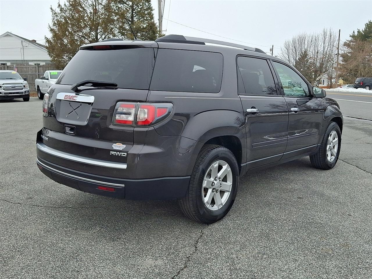 GMC Acadia SLE-1 AWD 2015