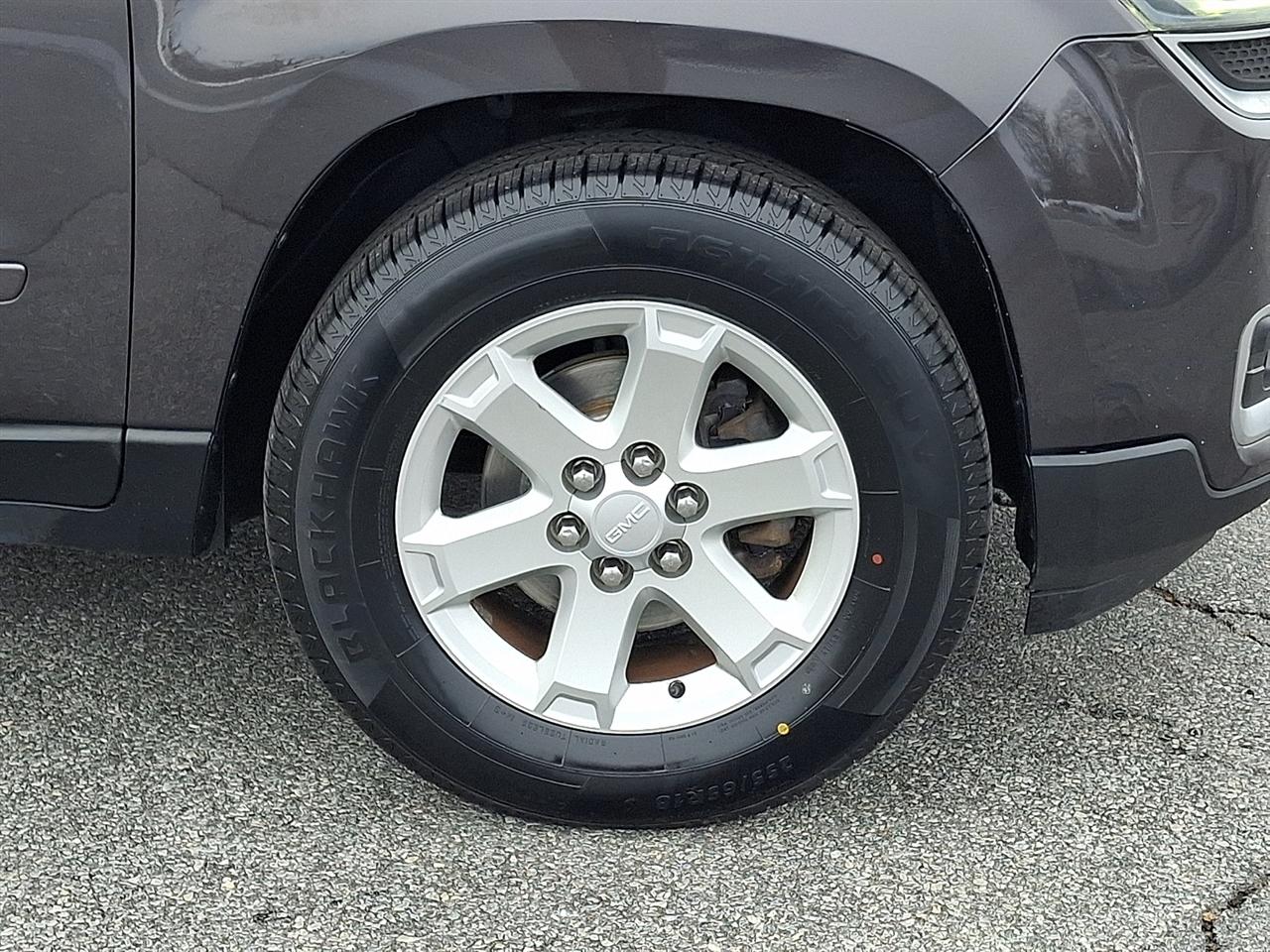 GMC Acadia SLE-1 AWD 2015