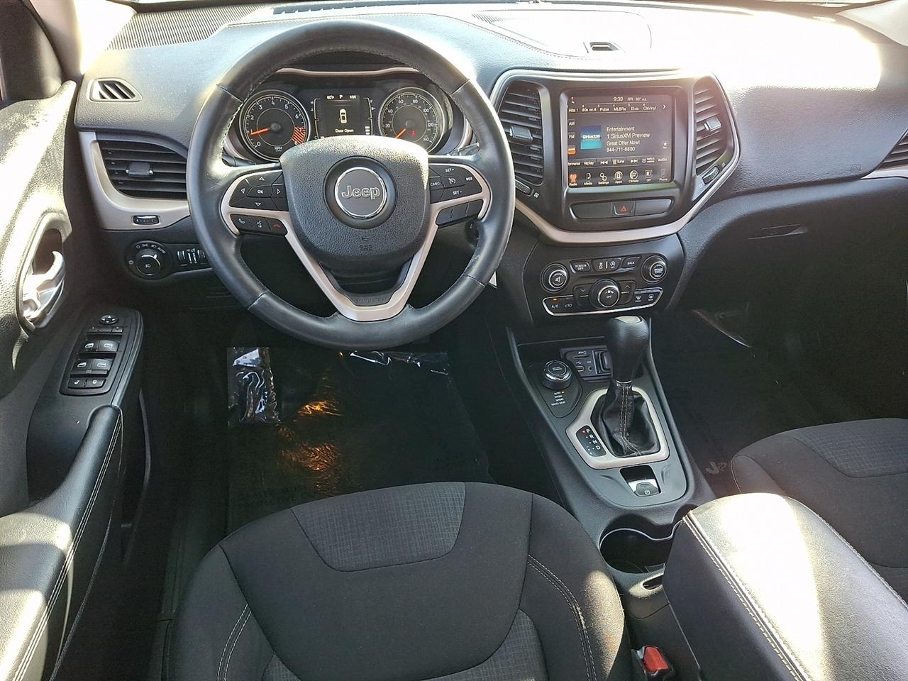 Jeep Cherokee Latitude 4WD 2015