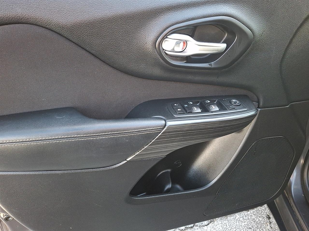 Jeep Cherokee Latitude 4WD 2015