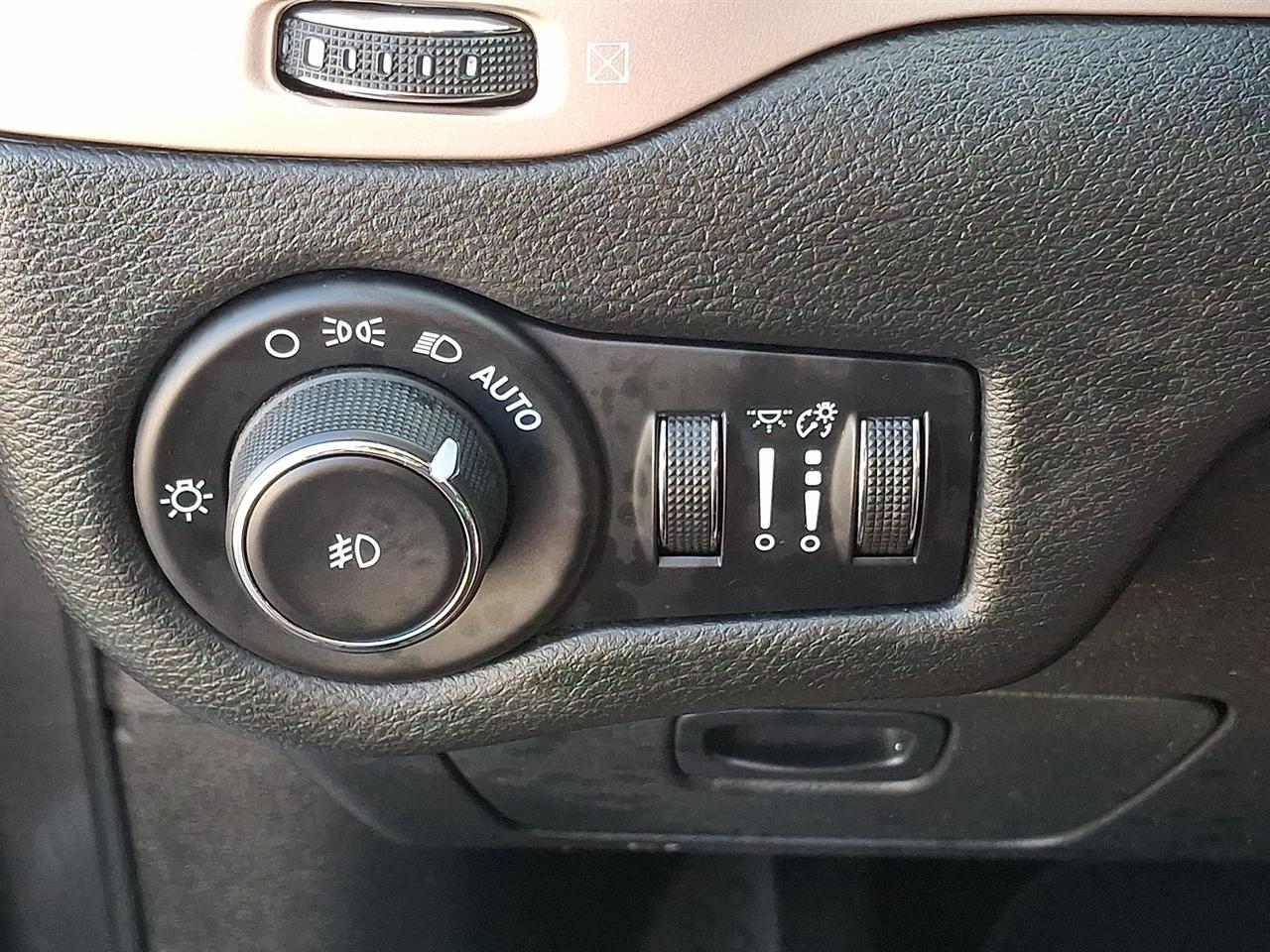 Jeep Cherokee Latitude 4WD 2015