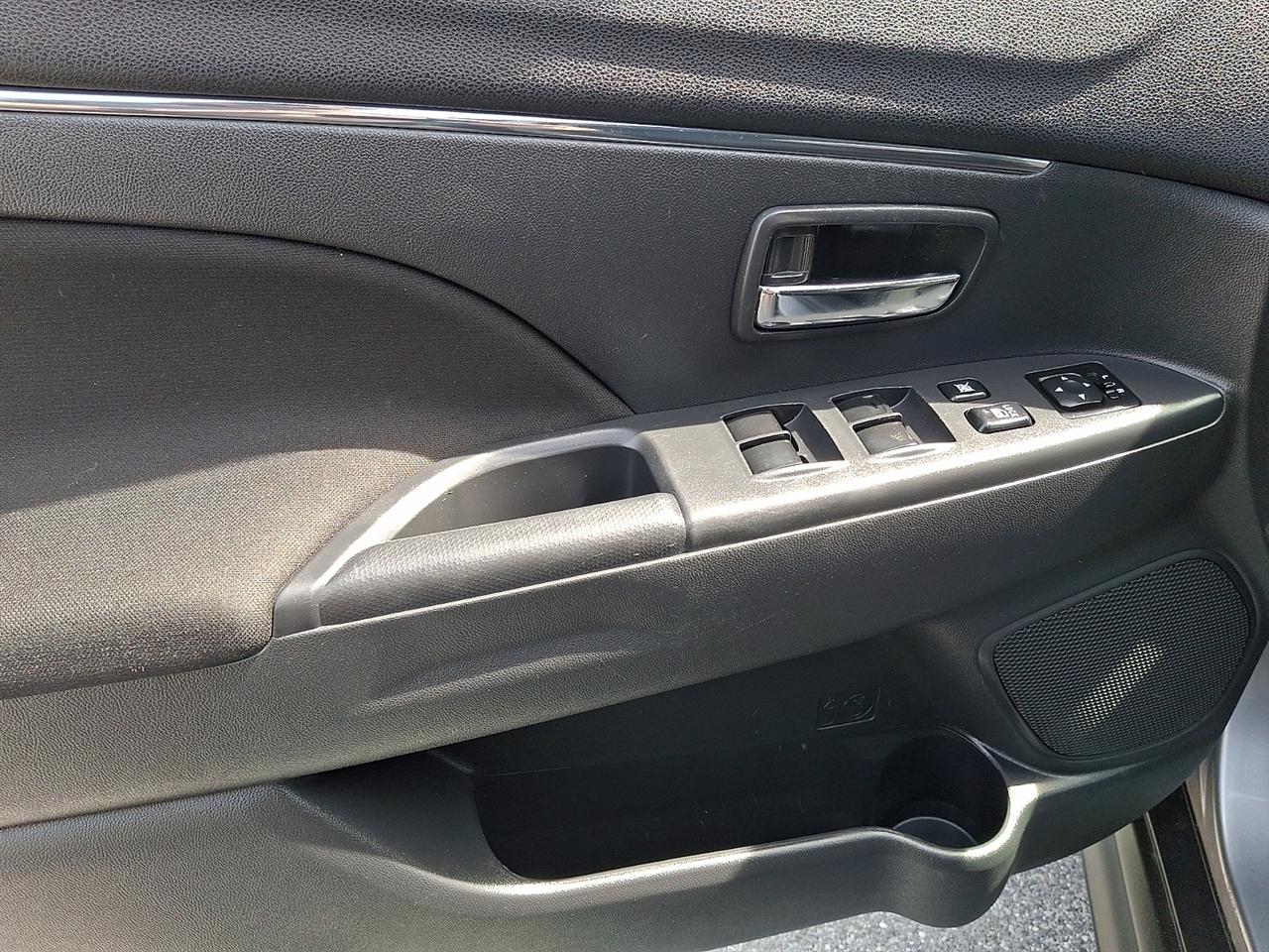 Mitsubishi Outlander Sport 2.4 SE CVT 2017