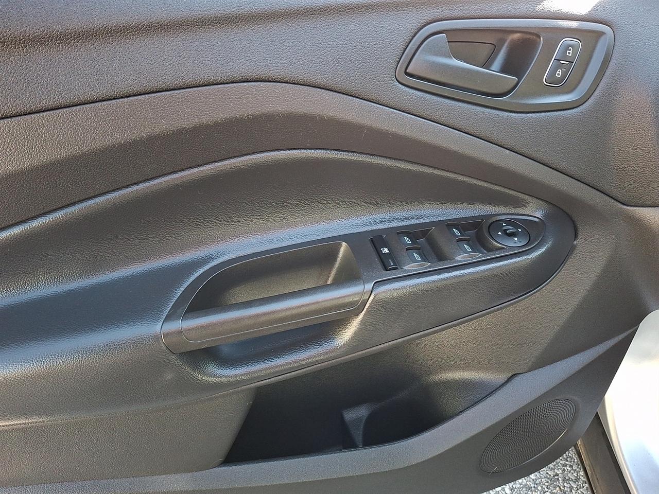 Ford Escape S FWD 2019